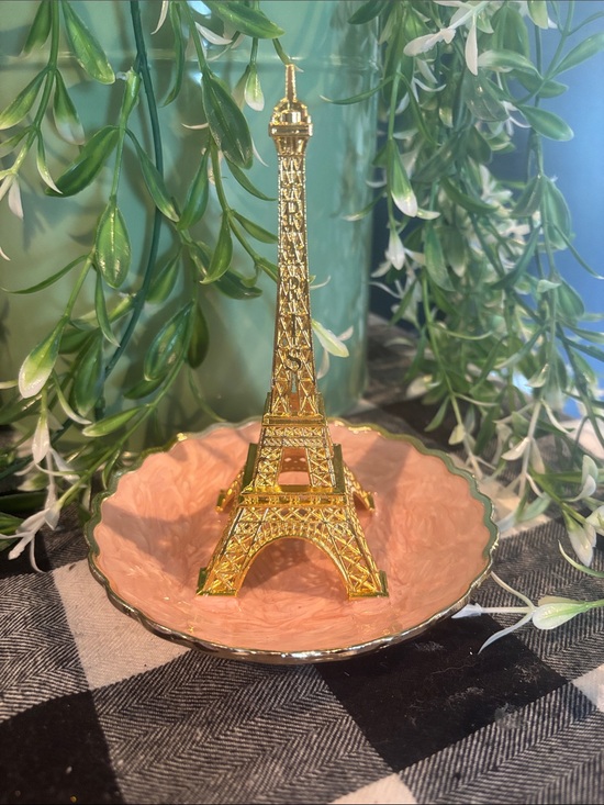 Accessories - Gold Eiffel Tower Decorative Ring Holder - Pink Dish